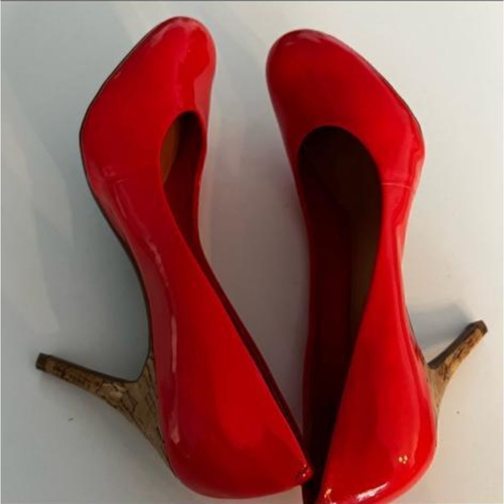 Jessica Simpsons Heels Size 10 B